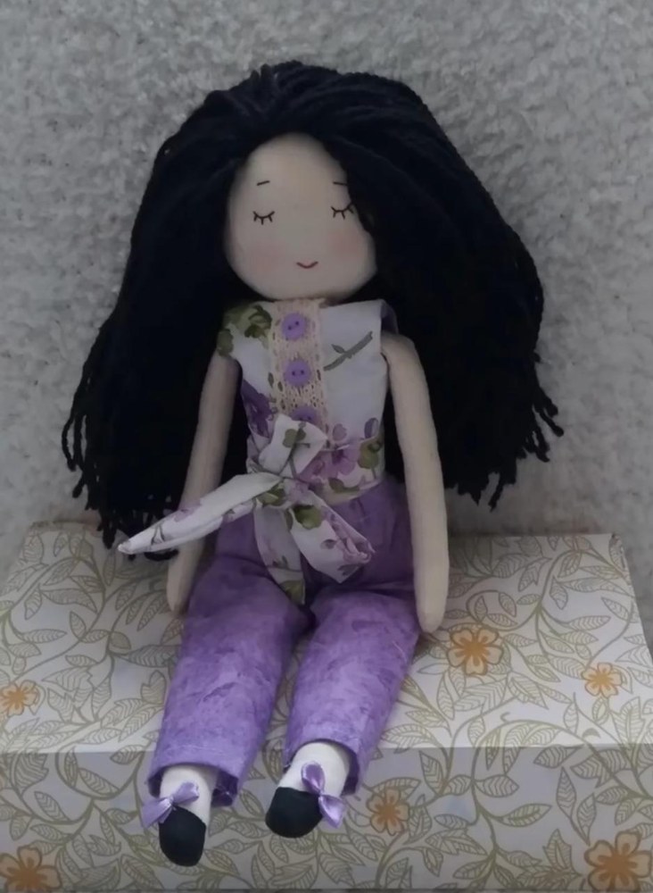 Boneca artesanal Serena — foto 1